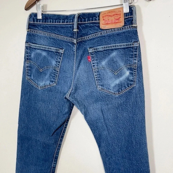 Levi's 502 Regular Taper Jeans - Picture 7 of 15